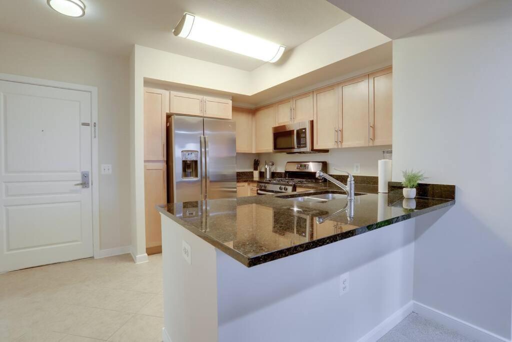 Bright And Cozy Apartment Near Pentagon City Арлингтон Экстерьер фото