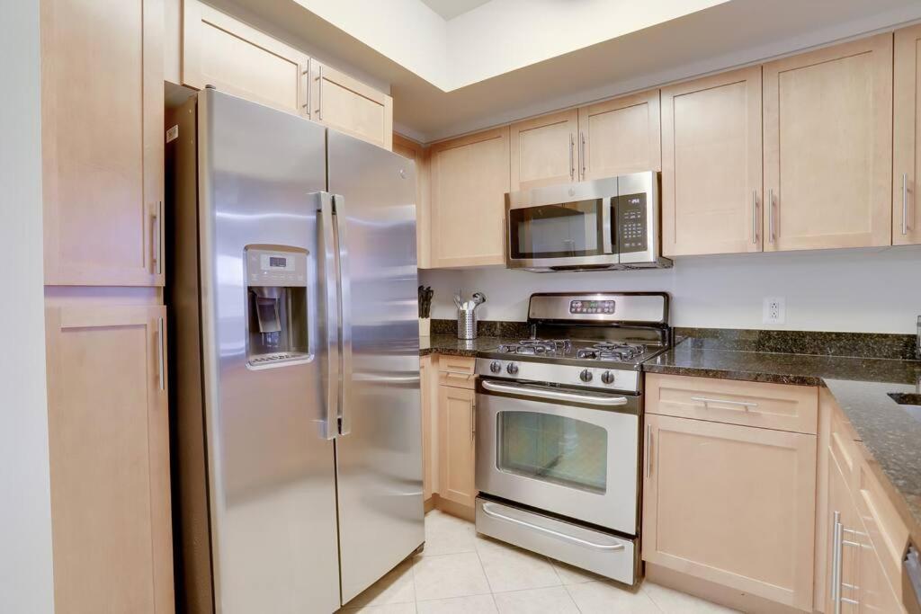 Bright And Cozy Apartment Near Pentagon City Арлингтон Экстерьер фото